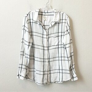 American Eagle Boyfriend Fit  Plaid button down light Shirt Sz XL